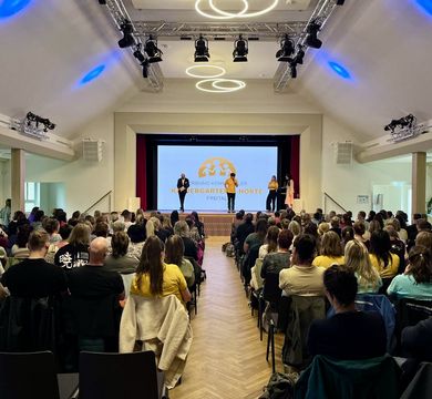 Publikum bei Veranstaltung zum Tag der Erzieher:innen