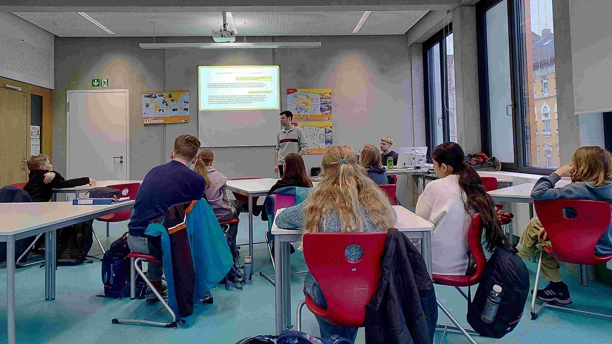 zur Vergrößerungsansicht des Bildes: Bilder vom Forschungsalltag
